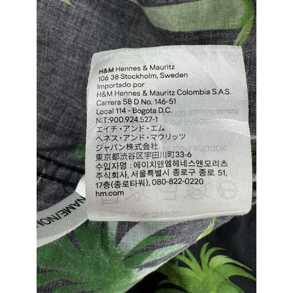 H&M Hawaiian Shirt‎ Men's Size S Floral Tropical Beach Flamingo Palm Tree Aloha - Picture 6 of 9